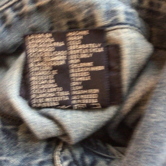 Solutions original shirt women’s size large - Picture 8 of 8